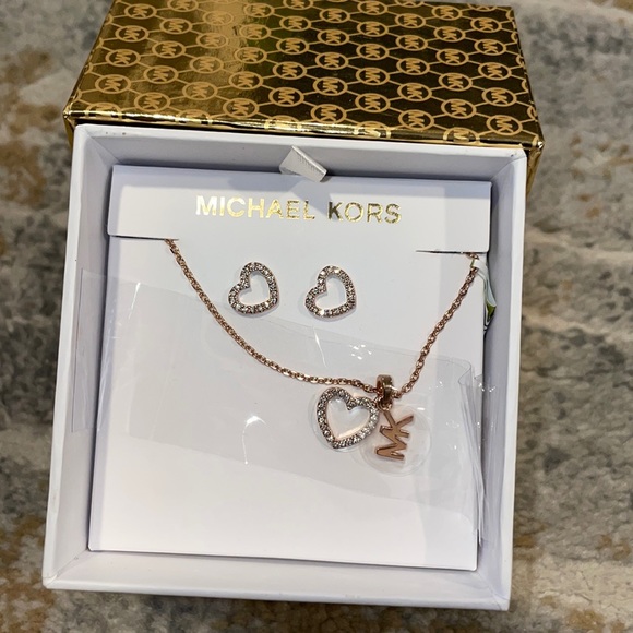 Michael Kors Jewelry - MICHAEL KORS hard necklaces in earring